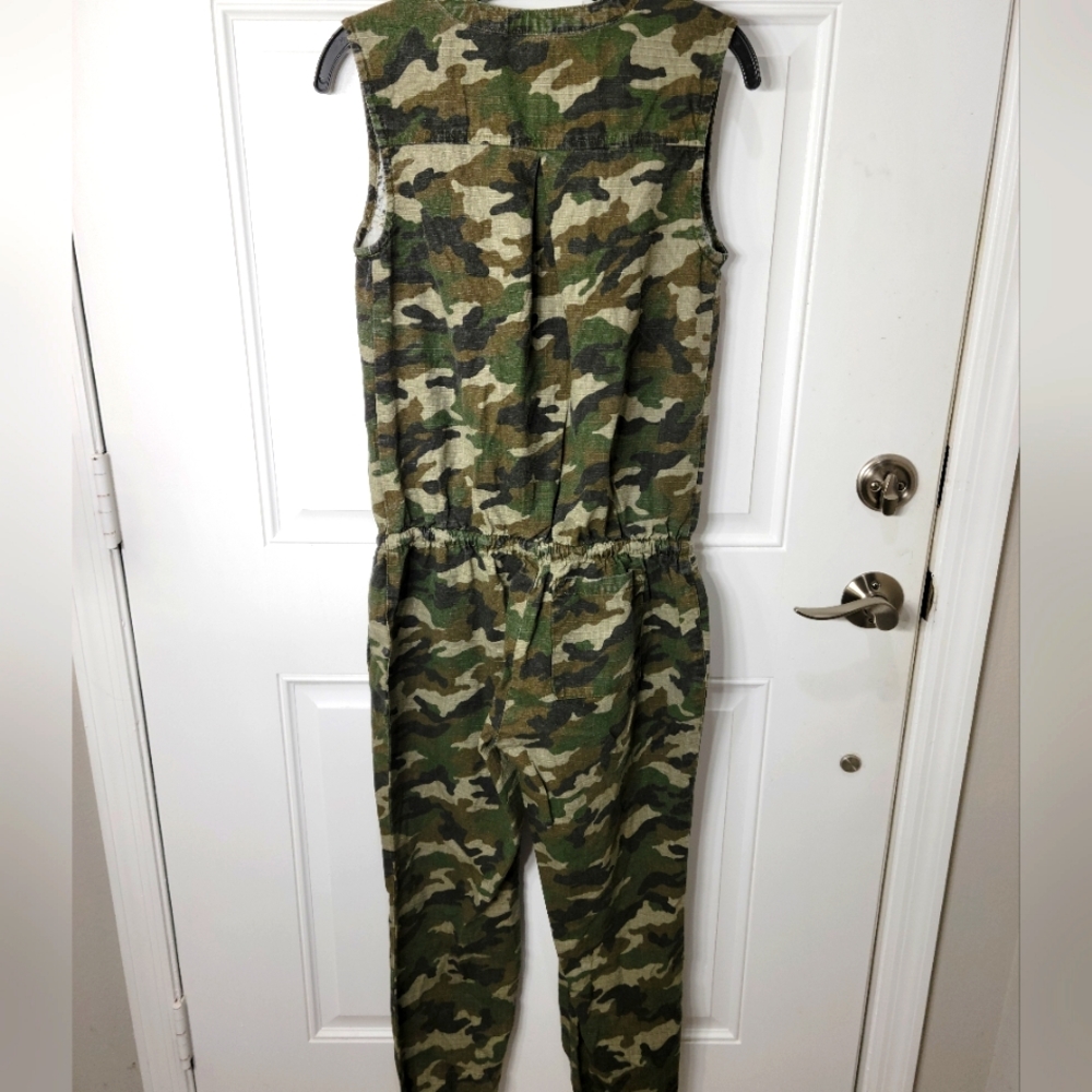Camouflage Jumpsuit Size Small - image 3